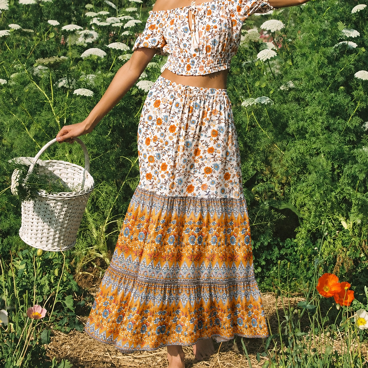 Bianca boho strandskjørt med blomsterprint