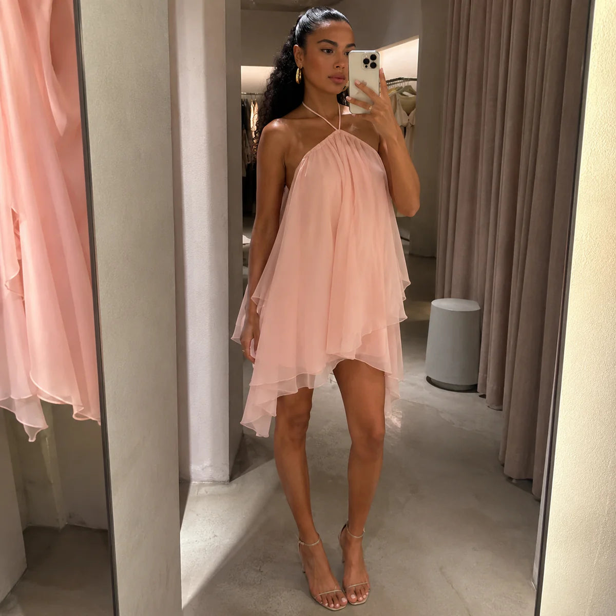 Sienna ryggløs  mini-kjole