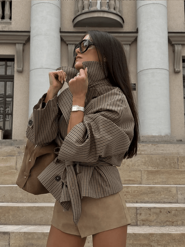 Jasmin rutet traktkrage trenchcoat