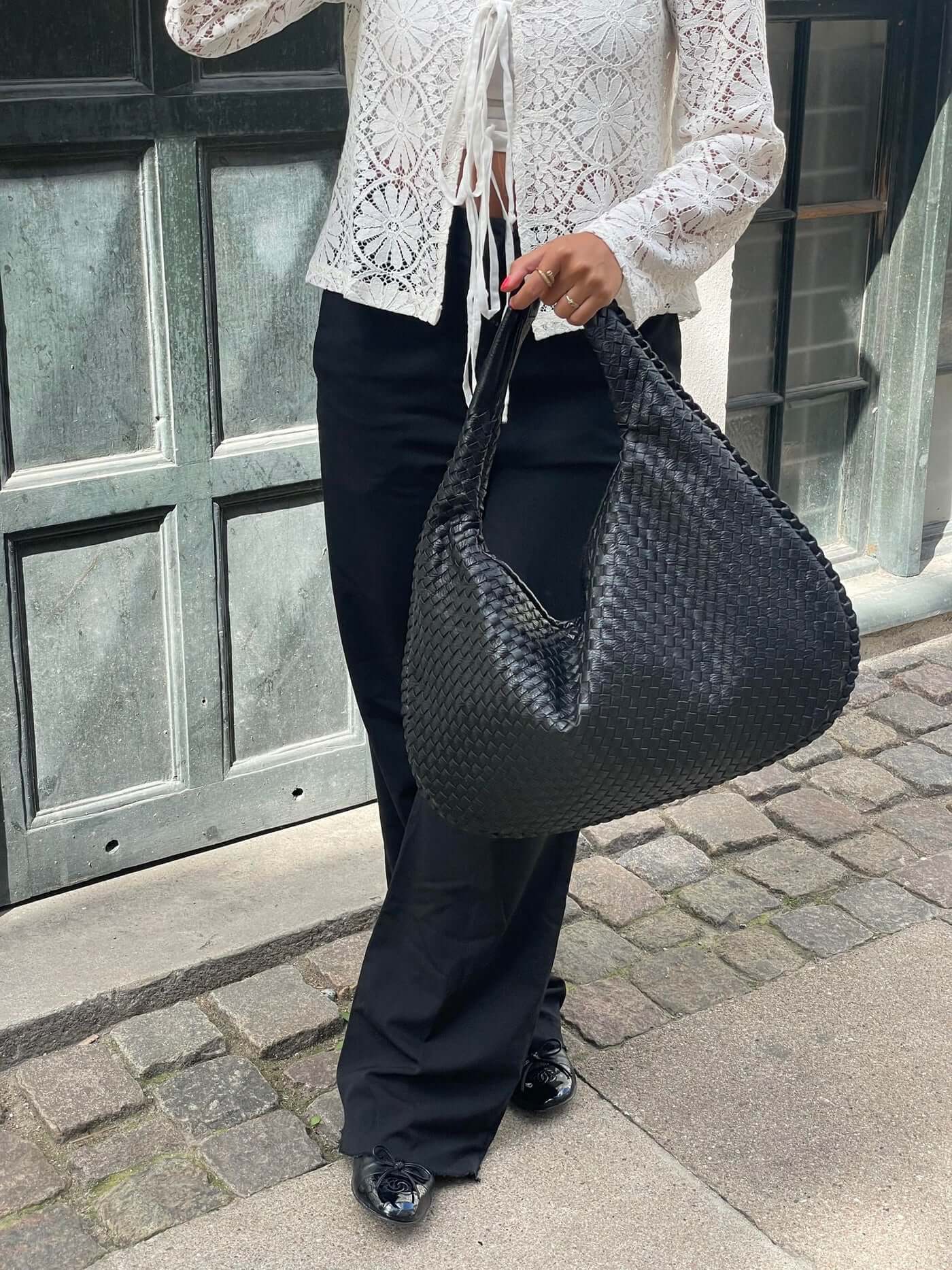 SOERA Woven bag XL - Handbags - DBAD2-QL367005 black